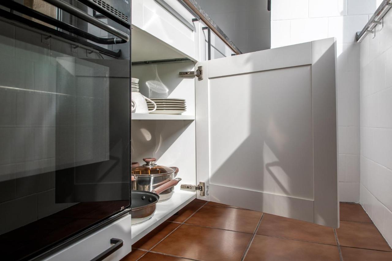 Designer Flat For 4, Heart Of Bucharest, Kitchen Villa Екстериор снимка